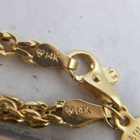 Vintage Designer Solid 14K Yellow Gold US Patent No. 5.590.516 3D Necklace - Picture 3 of 4